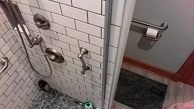 Snapshot of LEVIATHANX666 chatting on 02.23.26 LEVIATHANX666 online show from 02.23.26