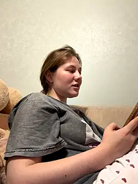 Snapshot of MikotoMisaka chatting on 10.09.25 MikotoMisaka online show from 10.09.25