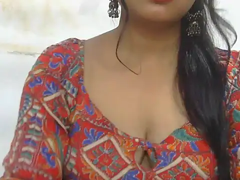 POOJA 199 online show from 10.25.25