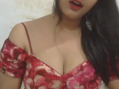 Snapshot of POOJA_199 chatting on 05.20.26 POOJA 199 online show from 05.20.26