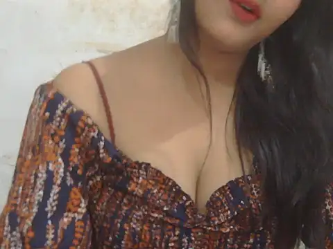 Snapshot of POOJA_199 chatting on 05.24.26 POOJA 199 online show from 05.24.26