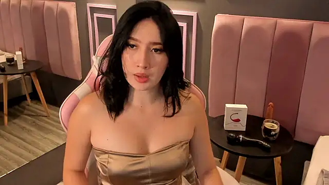 Skyyle  online show from 05.16.26