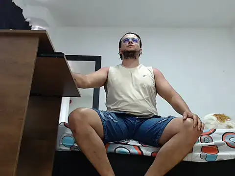 cloudsxxx online show from 06.16.26