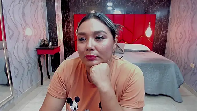 LatinaHoleQueen online show from 03.25.26