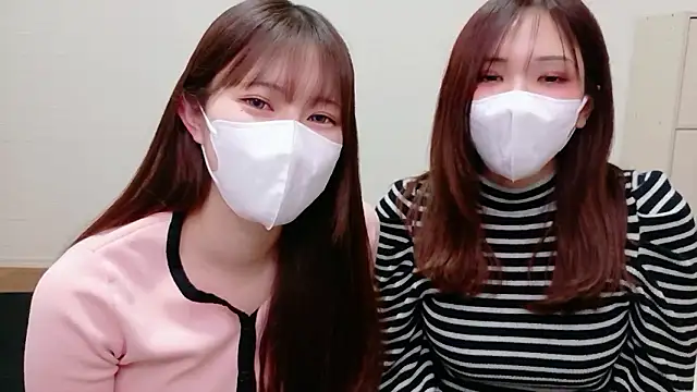 Snapshot of MOEMOE-Q chatting on 05.23.26 MOEMOE-Q online show from 05.23.26