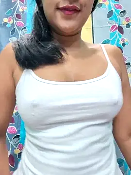 Snapshot of MariaEva69 chatting on 05.05.26 MariaEva69 online show from 05.05.26