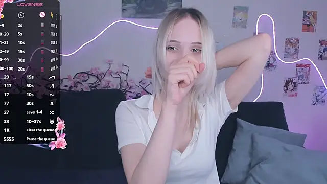 Megan--chan online show from 03.11.26