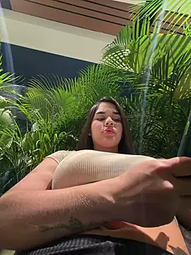 BellaLeclair online show from 03.10.26