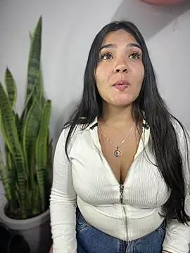 Snapshot of meli__brown chatting on 05.31.26 meli brown online show from 05.31.26