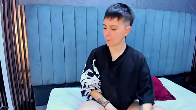 Snapshot of _Hannah_Hot chatting on 02.02.26 Hannah Hot online show from 02.02.26