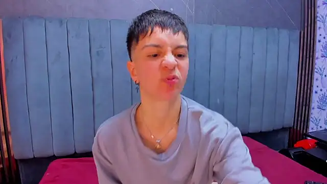 Snapshot of _Hannah_Hot chatting on 02.15.26 Hannah Hot online show from 02.15.26