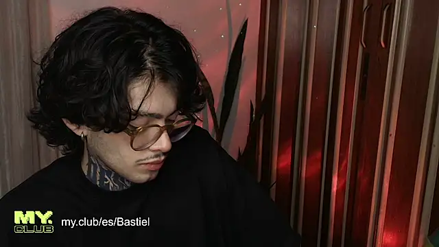 Mihail leroy online show from 04.18.26