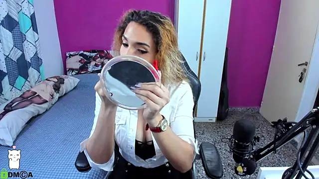 Snapshot of Sweet-Secret_ chatting on 11.09.25 Sweet-Secret online show from 11.09.25