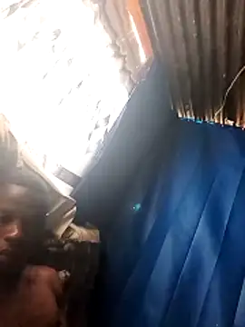 Snapshot of Chrisdee2 chatting on 12.16.25 Chrisdee2 online show from 12.16.25