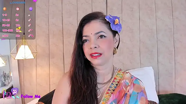 Snapshot of Anantaa_ chatting on 05.01.26 Anantaa online show from 05.01.26