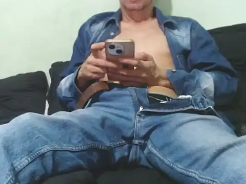 Snapshot of Breiner_hotxxl chatting on 09.10.25 Breiner hotxxl online show from 09.10.25