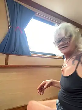 ladyboatlady online show from 07.04.26