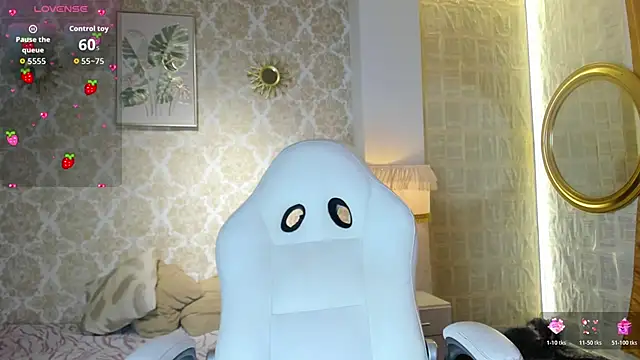 LilyThea online show from 03.11.26