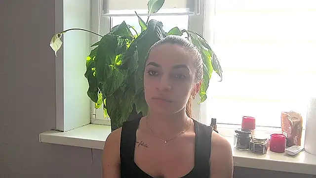 ElwineBooton online show from 04.07.26