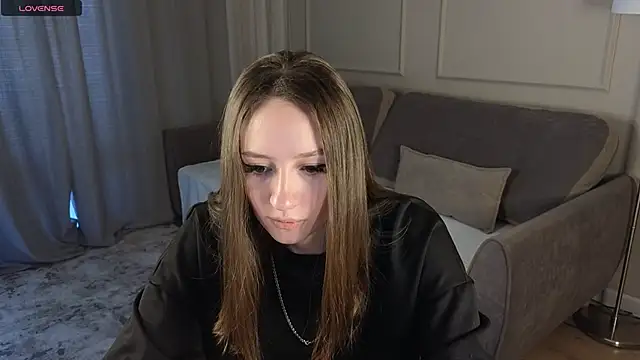 Snapshot of cutienaughtygirl chatting on 09.18.25 cutienaughtygirl online show from 09.18.25