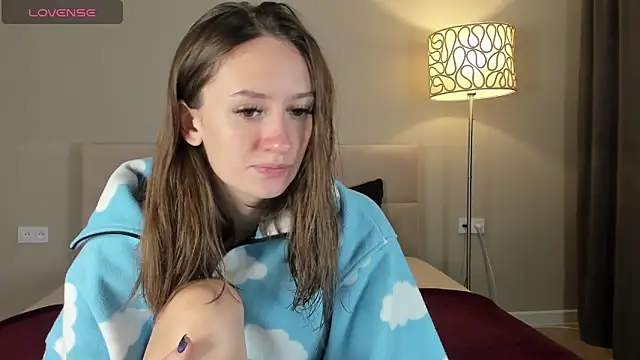 Snapshot of cutienaughtygirl chatting on 09.28.25 cutienaughtygirl online show from 09.28.25