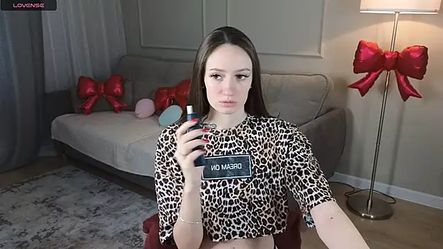 cutienaughtygirl online show from 03.10.26