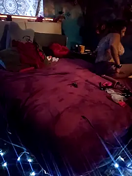 Snapshot of delish_dahlia chatting on 02.17.26 delish dahlia online show from 02.17.26