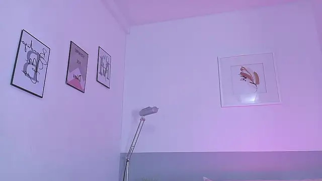 cutepetitee online show from 05.20.26