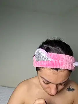 AmaiaSalvatore online show from 09.19.25