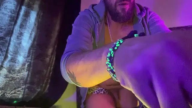 DjDiCKmannOnE online show from 04.22.26