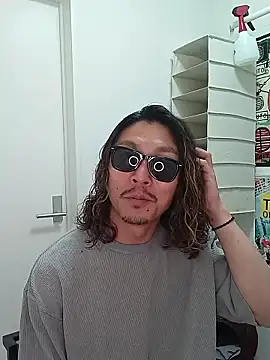 specialz0831 online show from 04.21.26