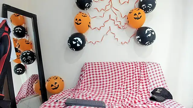 axel rousse2 online show from 10.24.25