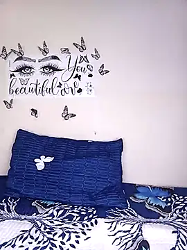 Young Slut21 online show from 09.22.25