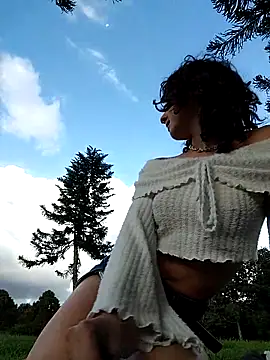 LuaBusch online show from 04.24.26