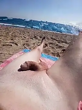 Snapshot of kellyts29 chatting on 09.15.25 kellyts29 online show from 09.15.25