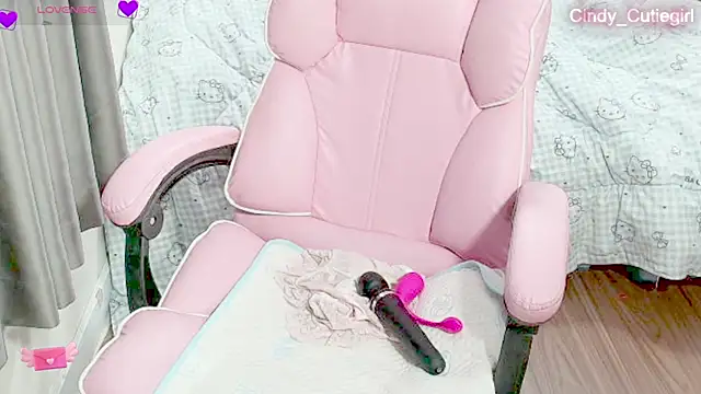 Snapshot of Cindy_Cutiegirl chatting on 07.21.26 Cindy Cutiegirl online show from 07.21.26