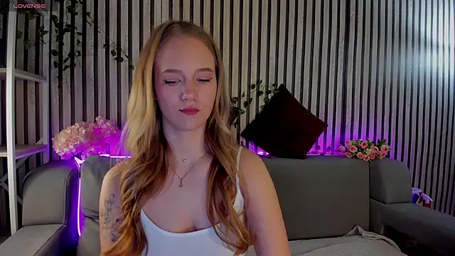 Casey Sweeet online show from 05.28.26