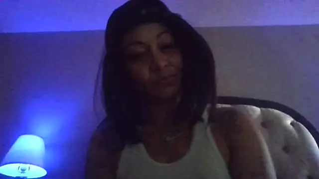 Flossee online show from 04.06.26