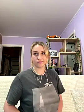 KassandraTress online show from 10.27.25