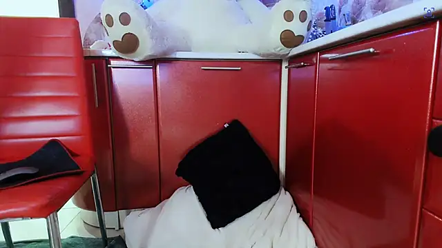 SquirtMilf00 online show from 02.25.26