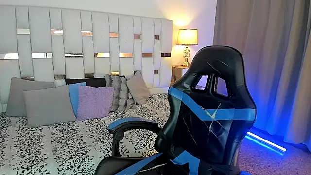 Snapshot of nextboywell1 chatting on 03.15.26 nextboywell1 online show from 03.15.26