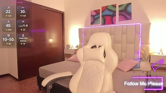 Snapshot of nextboywell1 chatting on 04.11.26 nextboywell1 online show from 04.11.26