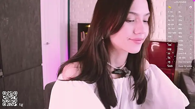 KendalHottt online show from 10.16.25