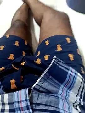 Snapshot of UnfitObservation43 chatting on 10.29.25 UnfitObservation43 online show from 10.29.25