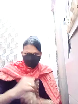 Snapshot of varnika chatting on 11.09.25 varnika online show from 11.09.25