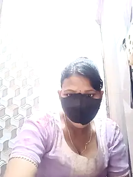 Snapshot of varnika chatting on 12.03.25 varnika online show from 12.03.25