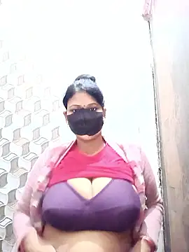 Snapshot of varnika chatting on 01.10.26 varnika online show from 01.10.26