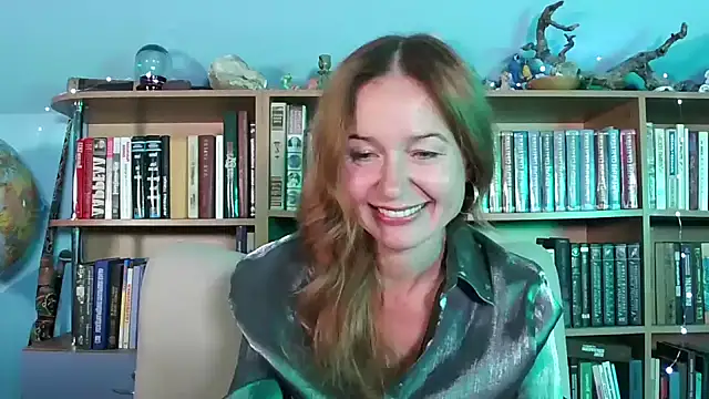 Foxilady357 online show from 09.30.25