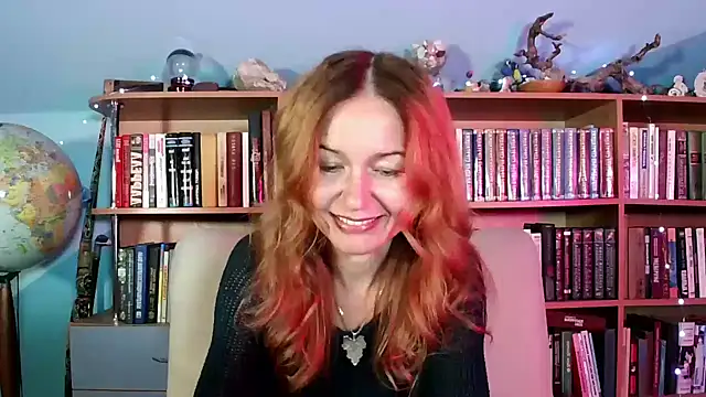 Foxilady357 online show from 10.20.25