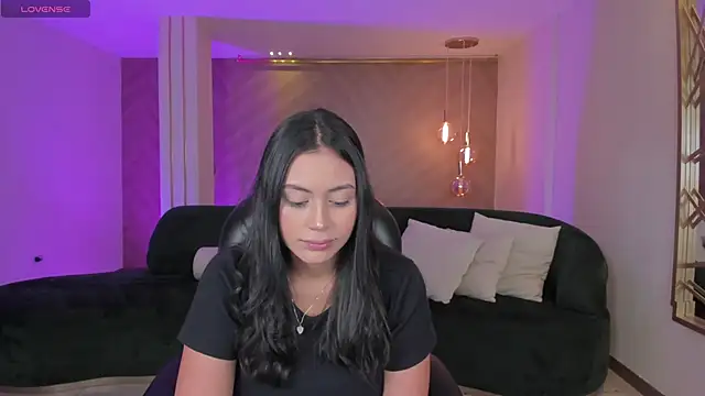 AmbarJames  online show from 09.09.25